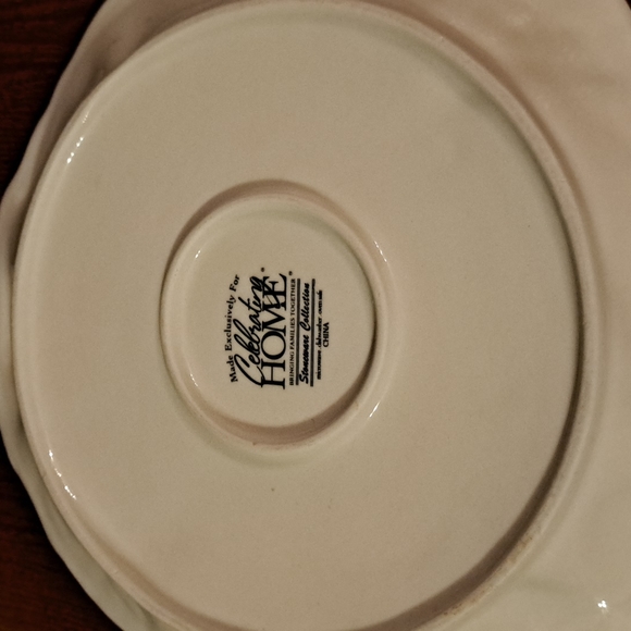 2 Celebrating HOME stoneware collection dinner plates - Picture 6 of 8